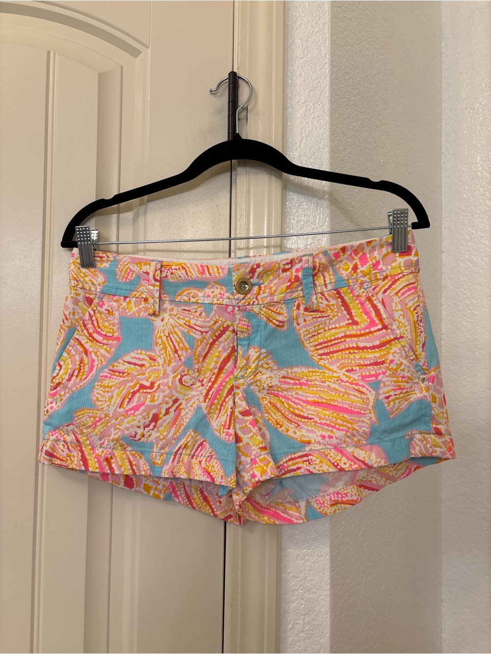 Lilly Pulitzer Blue Pink Yellow Printed Walsh Shorts‎ size 2